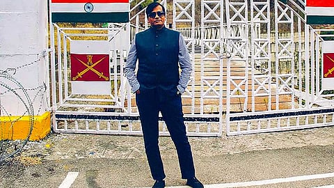 'கான்மேன்' கிரண் படேல் வழக்கில் மகனின் பெயர் சேர்க்கப்பட்டதால் குஜராத் முதல்வர் அலுவலக அதிகாரி ராஜினாமா!