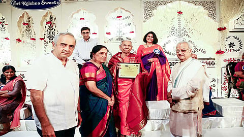 அசத்தல் அம்மாக்கள்! அவர்களுக்கு மரியாதை!