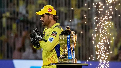 ஐபிஎல் வரலாற்றிலேயே இதுதான் முதன்முறை! இது தோனிக்கு கைகொடுக்குமா? கவலையில் ரசிகர்கள்!