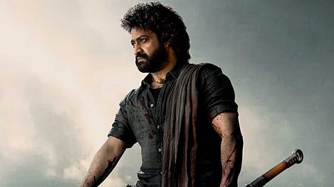 பிரம்மாண்ட லுக்கில் ஜூனியர் 'என்டிஆர் 30'! டைட்டில் மற்றும் பட வெளியீட்டு தேதி அறிவிப்பு!