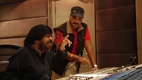 மீண்டும் இசைத்துறையில் கால்பாதிக்கும் டி.ஆர்!