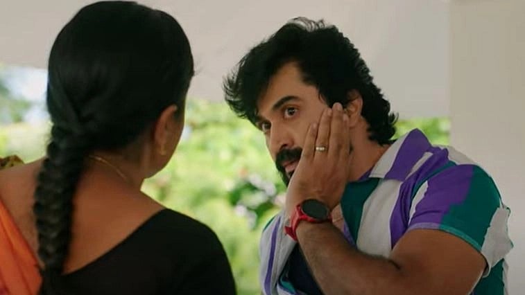 சின்னத்திரை சீரியல்கள்: பொழுதுபோக்கா? இல்லை அபத்தங்களின் தொகுப்பா?