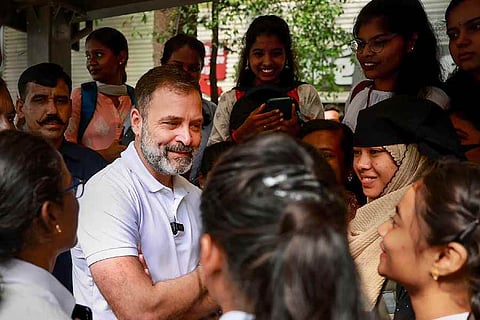 Rahul Gandhi with students 