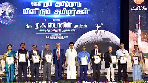 CM stailn - ISRO Scientists from Tamil Nadu Praising Function