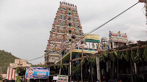 தான்தோன்றீஸ்வரர் திருக்கோயில்