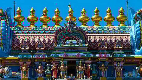 Gopura Kalasam