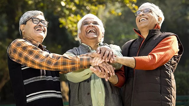 முதுமையில் மகிழ்ச்சியாக வாழ கடைபிடிக்க வேண்டிய 6 விஷயங்கள்! 6 things to  follow to live happily in old age