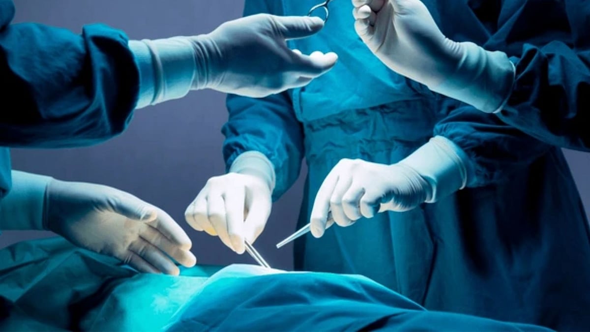 வயிற்று வலி என நினைத்தார்.. ஆனால் உள்ளே இருந்தது 'இதுதான்'..! அரசு மருத்துவமனையின் மெத்தனத்தால் நேர்ந்த விபரீதம்..!