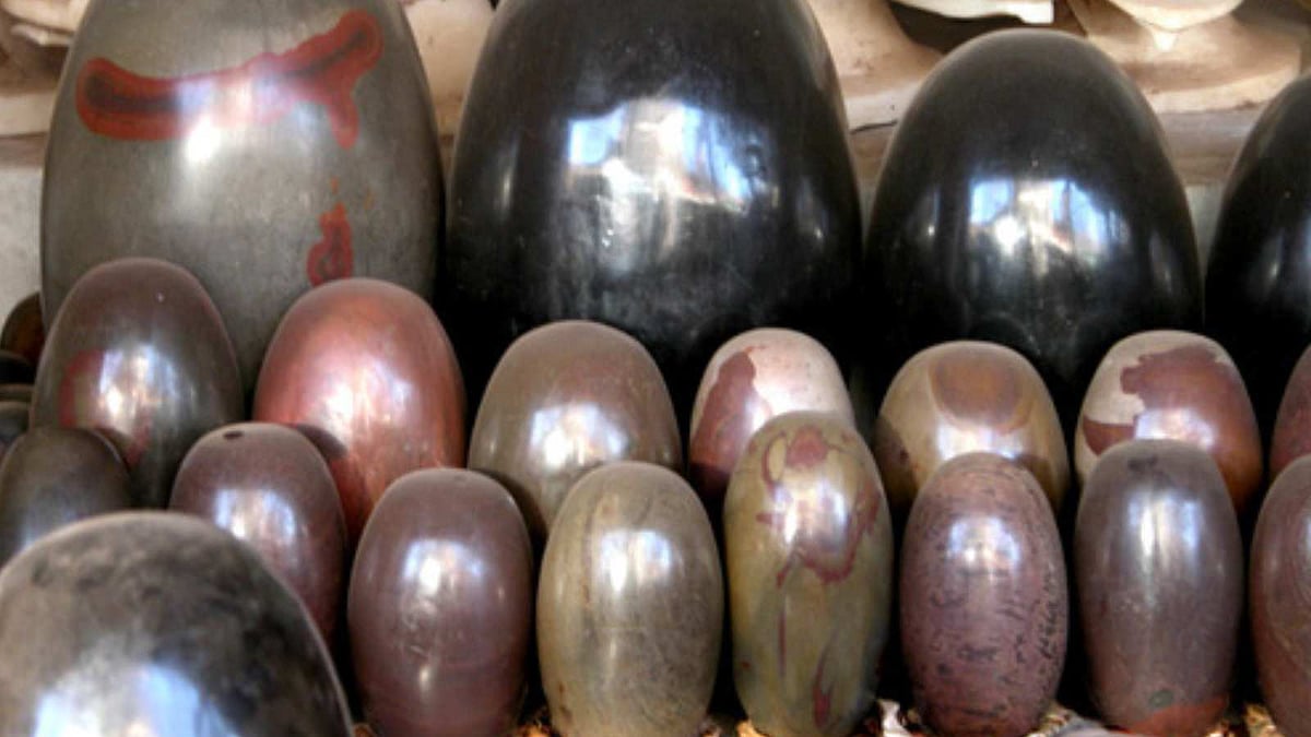 பன்னிரண்டு லட்சம் ஸ்படிக லிங்கங்களுக்குச் சமமான பாணலிங்கம் தோன்றிய கதை! 