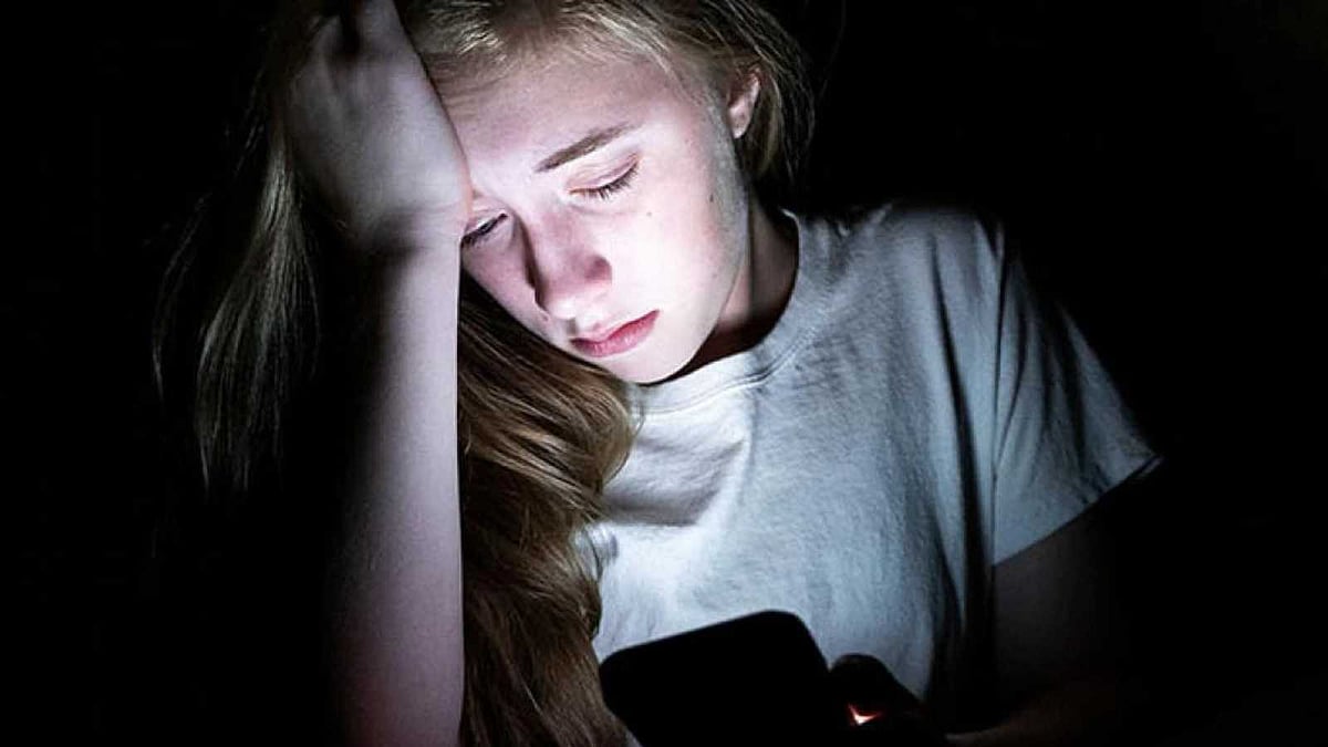 ‘சைபர் புல்லிங்’ எனப்படும் இணைய மிரட்டலின் அறிகுறிகள் மற்றும் தடுப்பு முறைகள்!