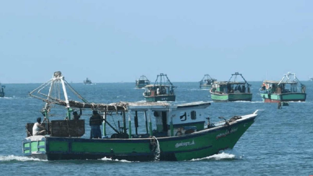 17 ராமேஸ்வர மீனவர்களை கைது செய்த இலங்கை கடற்படையினர்!