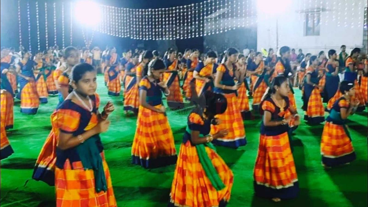 மூளையை சுறுசுறுப்பாக்கும் ‘வள்ளி கும்மி’ ஆட்டம்!