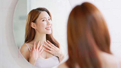 Benefits of a face mirror