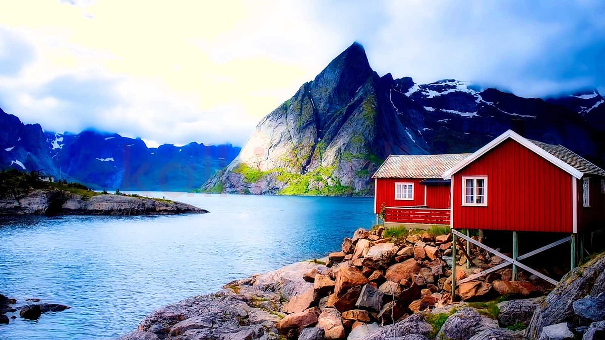 பூமியின் வட துருவத்திற்கு அருகில் உள்ள நார்வேயின் E-69 நெடுஞ்சாலை!