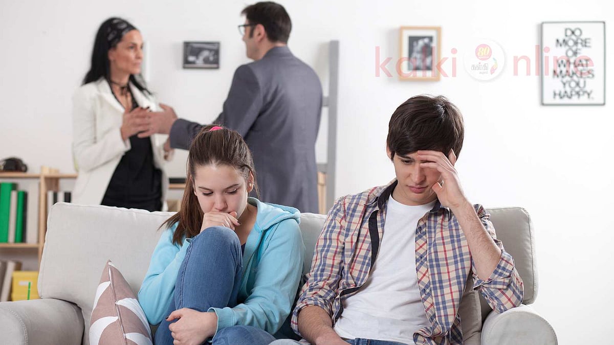 பெற்றோர்கள் குழந்தையின் முன் வாக்குவாதம் செய்வதால் ஏற்படும் 7 ஆபத்தான விளைவுகள்!