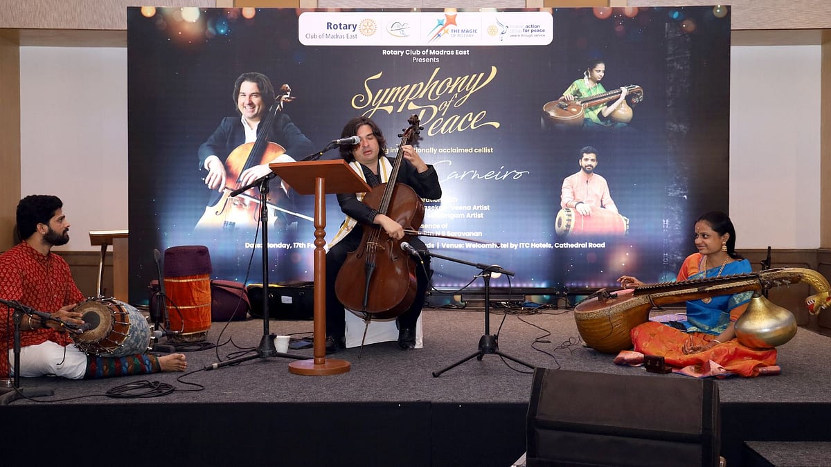 'அமைதியின் ஒலிநாதம்' - செல்லோ இசையில் மயங்கிய சென்னை!  