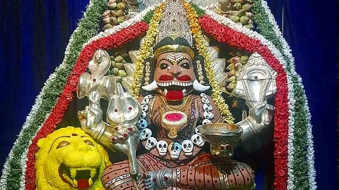 Thirubuvanam Sarabeswarar