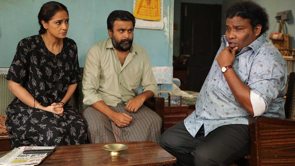 ஹாலிவுட் படங்களுக்கு டஃப் கொடுத்த தமிழ் படம்! உலக அளவில் 6-வது இடத்தைப் பிடித்த தமிழ் படம்..!