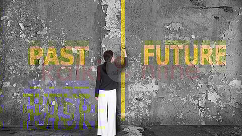 Is it necessary to regret past mistakes?