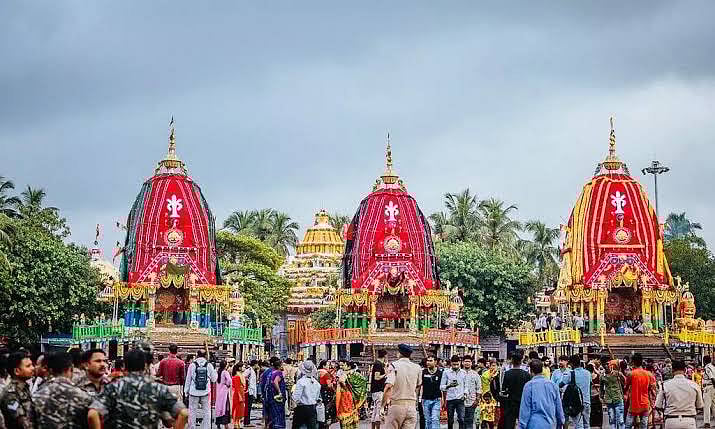 புரியில் தொடங்கிய பிரம்மாண்டமான ஜெகந்நாதர் கோயில் தேர் திருவிழா! 