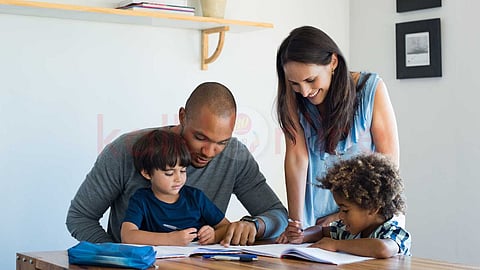 Parents should be role models for children.