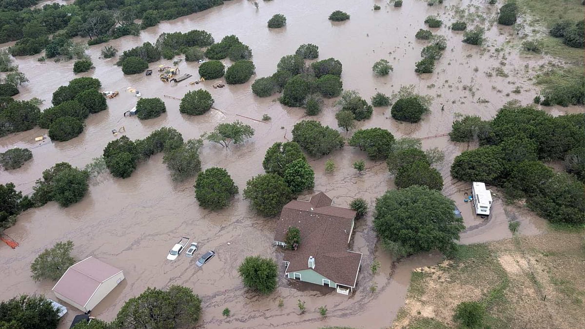 டெக்சாஸில் மோசமான வெள்ளம்… பலி எண்ணிக்கை 120 ஆக உயர்வு! 