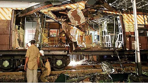 Mumbai train bomb blast