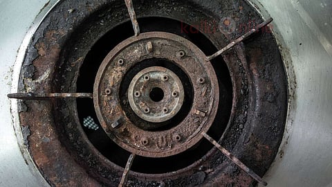 Rust Gas Stove