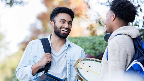 Ways to escape from those who despise you as much as they praise you