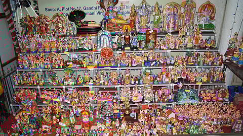 Navarathri Kolu Pommaigal