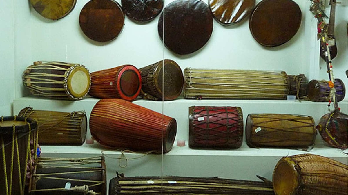 percussion instruments உயிர் கொடுக்கும் இசைக் கருவிகள்: தோற்கருவிகள் ...