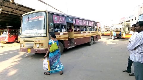 Tiruvanmiyur bus stand