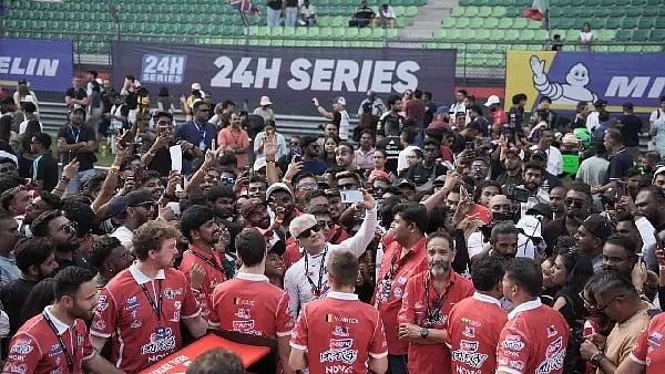 அஜித்...அஜித் தான்... ரேஸிங் பயிற்சியின்போது நடிகர் AK காட்டிய அன்பின் உச்சம்..!