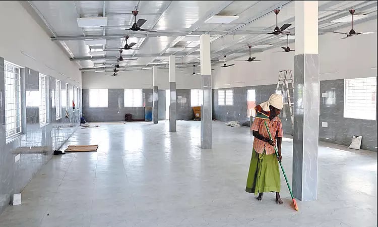 மெரினாவில் இனி பாதுகாப்பான உறக்கம்: புத்தாண்டுக்குள் திறக்கப்படும் மாநகராட்சி காப்பகம்..!