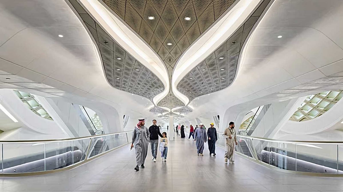 2025 ஆம் ஆண்டின் உலகின் மிக அழகான ஐந்து ரயில் நிலையங்கள்...!