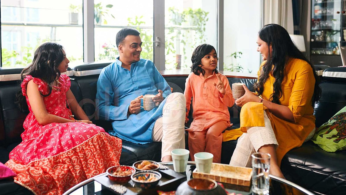 ஆலோசனைகளை விட அருகாமையே மருந்தாகும்: ஆறுதலின் மௌன மொழி!