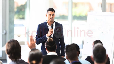 
The glory of auspicious words