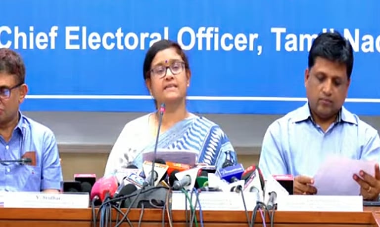 #BREAKING : தமிழ்நாட்டில் மொத்தம் 5.67 கோடி வாக்காளர்கள்! -அர்ச்சனா பட்நாயக் அறிவிப்பு..!