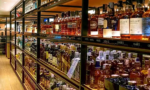 Liquor shops 