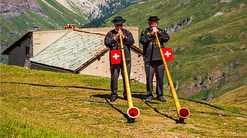 swiss-alphorn-history