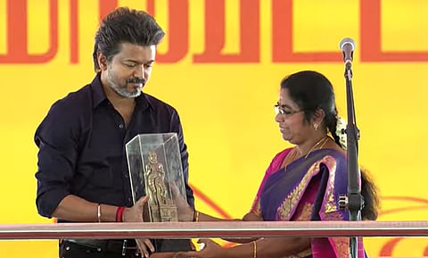 VIJAY மக்கள் சந்திப்பு