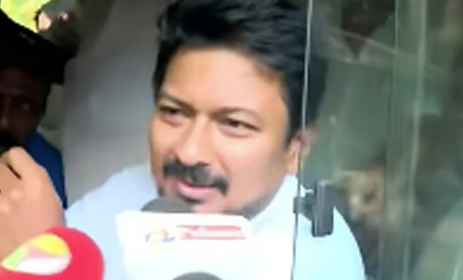 என் மீதான கைது நடவடிக்கையை காமெடியாக பார்க்கிறேன் - உதயநிதி ஸ்டாலின்..!