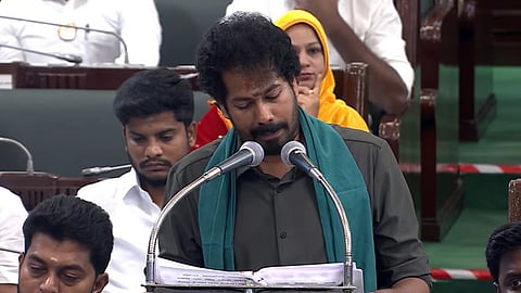 அமைச்சர் வினோத்