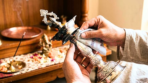 வெள்ளி பாத்திரங்கள் - Silver Maintenance