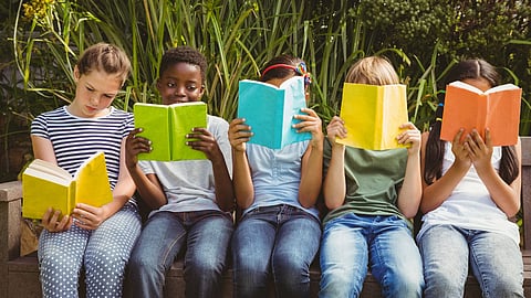வாசிப்புத் திறன் | Children are reading