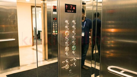 லிஃப்ட் கண்ணாடி - World Fastest Elevator