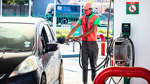பிரீமியம் பெட்ரோல் - normal petrol mileage