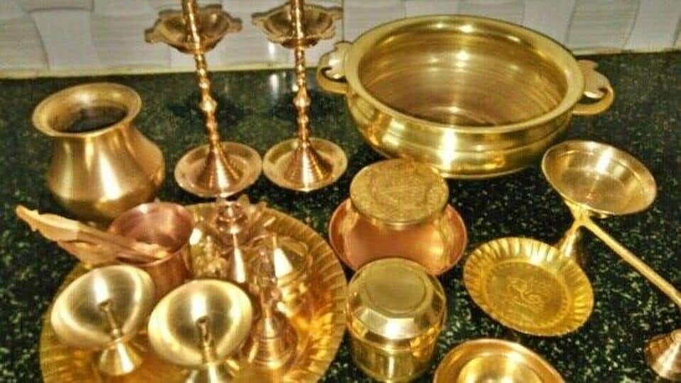 பித்தளை பூஜை பாத்திரங்கள் பளபளக்க சுலபமான ஐடியா தெரியுமா
