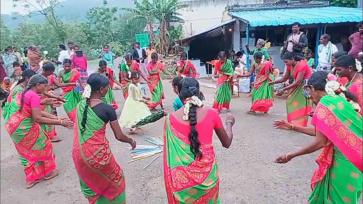 Types of folk music songs கிராமிய கலாசார இசைப் பாடல் வகைகள்!