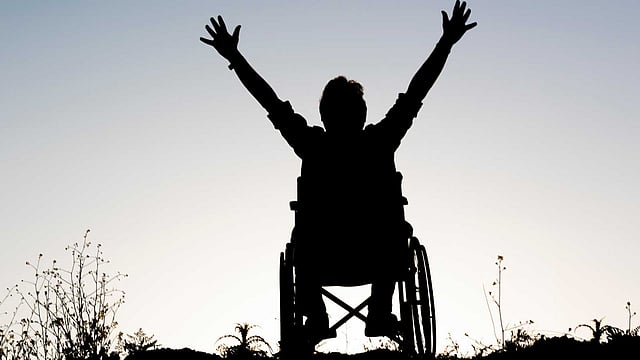 அங்கத்திலே ஒரு குறை இருந்தாலும்... physical challenged motivation: